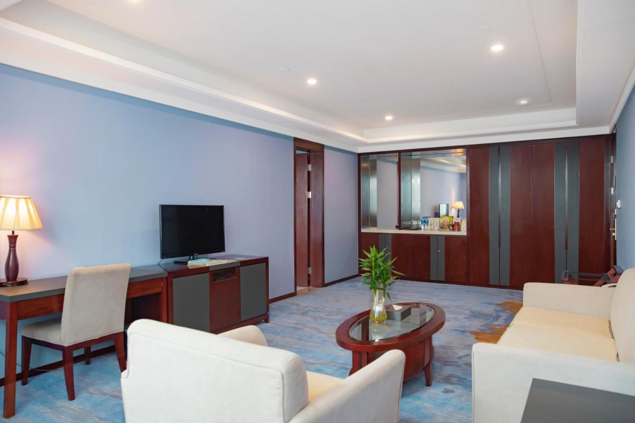 Novotel Guiyang Panjiang Exterior photo